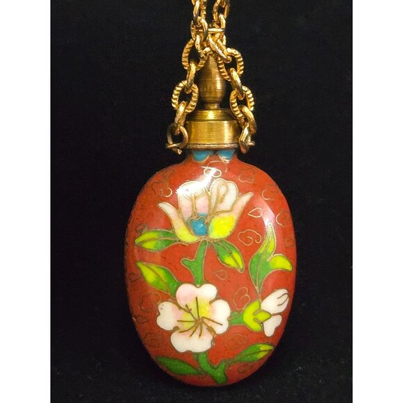 Vintage Red Floral Cloisonne  Snuff Bottle Goldtone Necklace - Picture 1 of 5